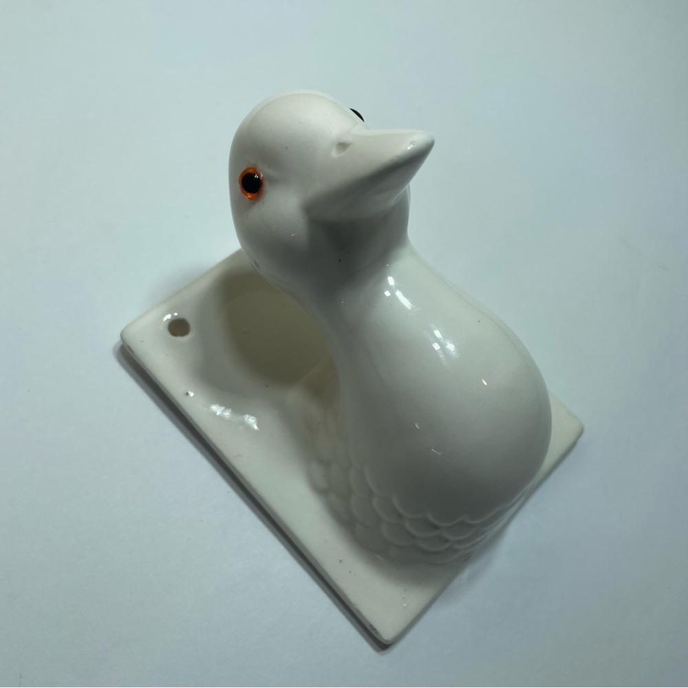 Vintage White Ceramic Taxidermy Goose Duck Head Towel Apron Jewelry Hook Holder